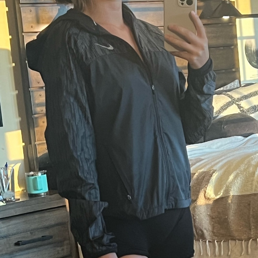 Nike Running Flash WindBreaker Runner Jacket